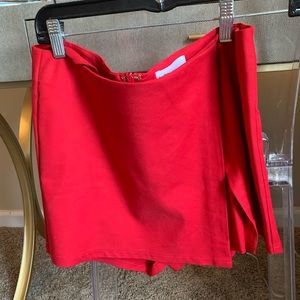 Red skort